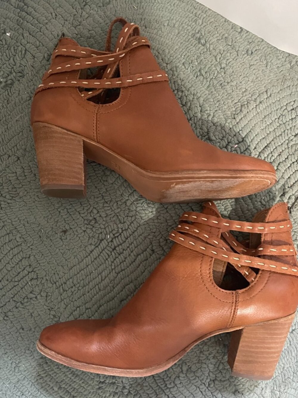 Frye Naomi Pickstitch Leather Booties Size 9.5 - Picture 5 of 9